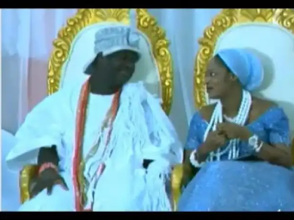 Video: First Appearance Of Ooni Of Ife And His New Wife, Olori Naomi As She Ministers